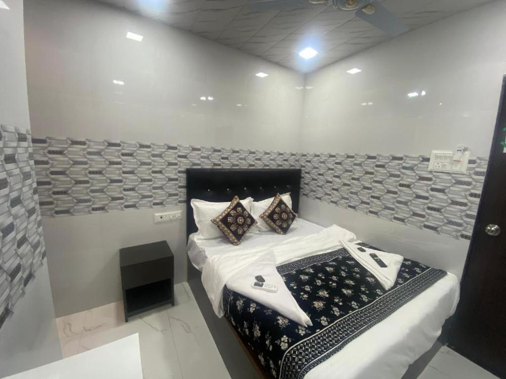 Hotel O Sai Residency Mumbai Exterior photo